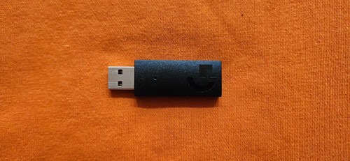 Logitech G935 Bezprzewodowy zestaw słuchawkowy do gier Odbiornik Adapter - Zdjęcie 2 z 2