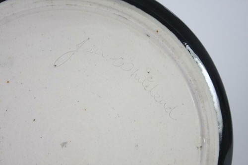JAN WHITEHEAD AUSTRALIAN STUDIO POTTERY STONE WARE PLATE signed - Picture 4 of 4