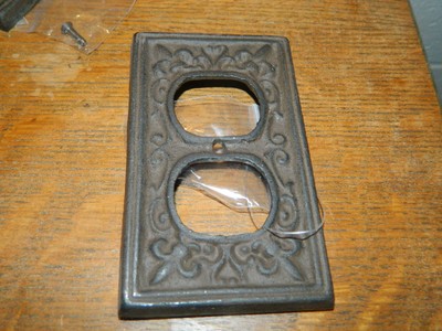 Fluer De Lis French Sytle Cast Iron Wall Electric Plug Double