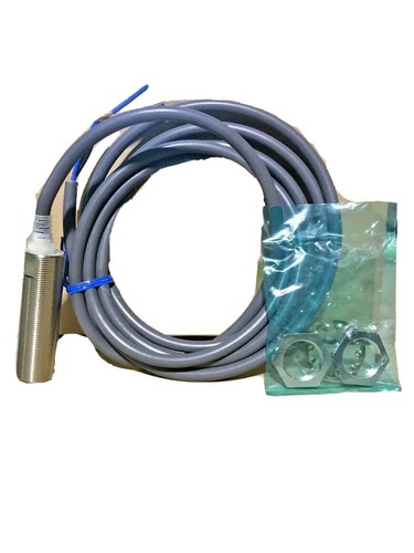 Omron E2E2-X5C1 (Proximity Sensor) - Picture 1 of 3