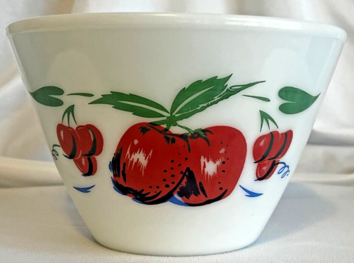 Vintage Fire King Cherries Apples 9.5" Mixing Nesting Bowl Milk Glass AS-IS 🍒 - Foto 1 di 18