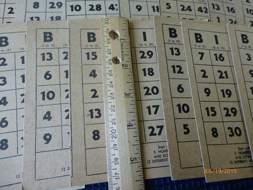 Vintage Bingo Cards Wooden Numbers Cardboard Cards Crafting Jewelry Crafters - Picture 2 of 10