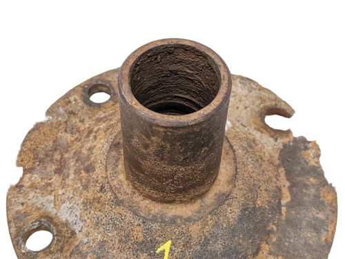 Cushman 3-Speed Manual Transmission Front Input Shaft Bearing Retainer Cover #1 - Picture 4 of 8