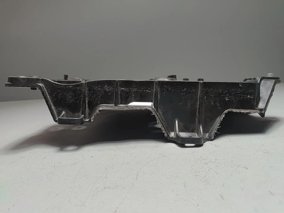 BATTERY TRAY LOWER BRACKET MOUNT 2019-2022 TOYOTA AVALON OEM - Image 3 of 4