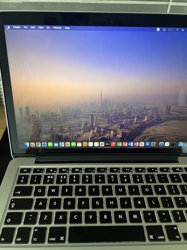 Apple MacBook Pro Retina 13" from 2012, working and for parts - Picture 1 of 11