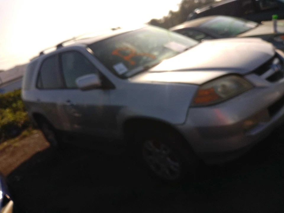 Acura MDX 2004 guardabarros derecho usado 168666 calidad OEM SUV de 4 puertas 234 k millas Foto 3 de 4