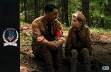 TAIKA WAITITI SIGNED JOJO RABBIT ACCLAIMED DIRECTOR 11X14 PHOTO BECKETT BAS COA TAIKA WAITITI SIGNED JOJO RABBIT ACCLAIMED DIRECTOR 11X14 PHOTO BECKETT BAS COA