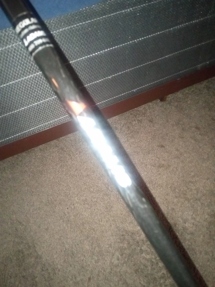 Adams Tight Lies 7 木质坚固。 全新握把。 石墨杆身。 状况完好。 — 第 3/4 张图片