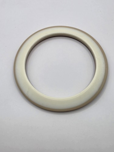 Armreif Armband aus Holz und Kunststoff braun und creme - Bild 2 von 4