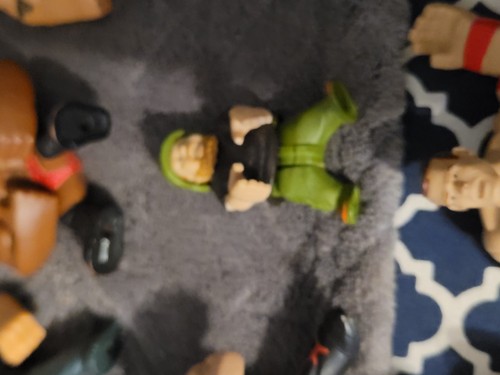 WWE Rumblers Mini Wrestling Figure Lot 40+ Mysterio Rock Taker Swoggle HBK Punk - Bild 9 von 17