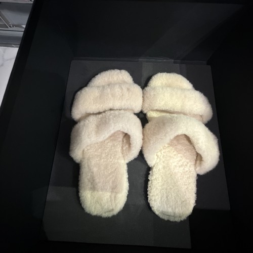 Saint Laurent Hausschuhe Elfenbein Lammfell Bleach Größe 38 gebraucht - Bild 12 von 15