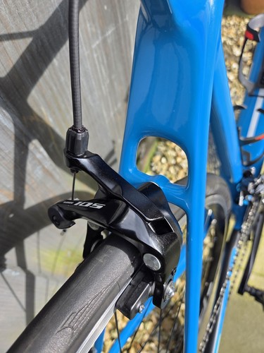 Cervelo R2 105 Mens Full Carbon Road bike 54CM 2020 R-Series Blue - Picture 10 of 11