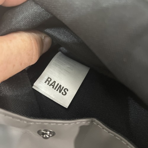 Rains Roll top grey backpack/ rucksack VGC 17L - Picture 8 of 16