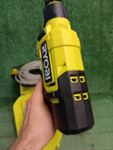 Ryobi 18V sin escobillas EZClean 600 PSI 0,7 GPM inalámbrico agua fría - NUEVO, solo herramienta - Imagen 8 de 10