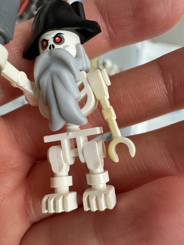 Lego Castle Skeleton Ship Attack 7029 Piratenschiff Kapitän Limitierte Edition - Bild 18 von 19