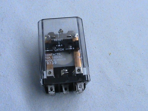 1 USED POTTER & BRUMFIELD LATCH RELAY KUL-11D15D-24  24VDC COIL - Bild 1 von 2