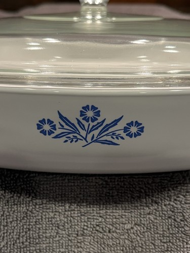 Vintage Corning Blue Cornflower Casserole Dish w Glass Lid P-9-B - Picture 2 of 9