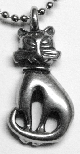 Modern Icons pendant - The Cat - Picture 1 of 2