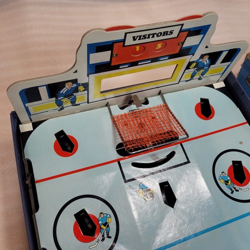 Hoc-Key Cadaco Ellis 1958 Hockey Board Game - Picture 12 of 18
