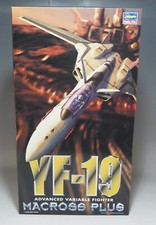 Hasegawa Macross 09 YF-19 MACROSS PLUS 1/72 Scale Kit