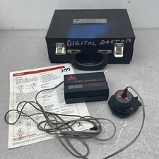 Medidor y nivel médico digital electrónico Essco "The Edge"