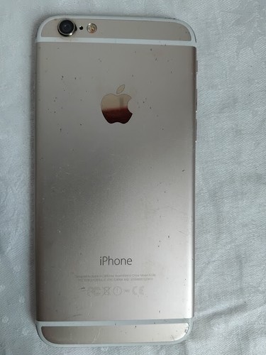 iPhone 6, cracked screen - Picture 1 of 2