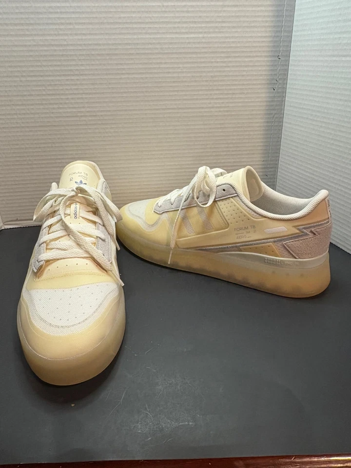 us13 - adidas Forum Tech Boost White Sky Tint w/box - Image 4 of 4