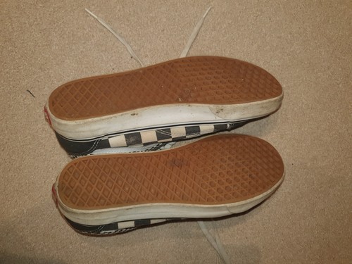 mens size 9 vans trainers preowned - Picture 4 of 4