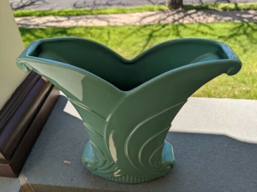 アンティークポット　Hartley Greens Leeds pottery Hartley Greens Leeds? CREAMWARE PIERCED Medium Potpourri