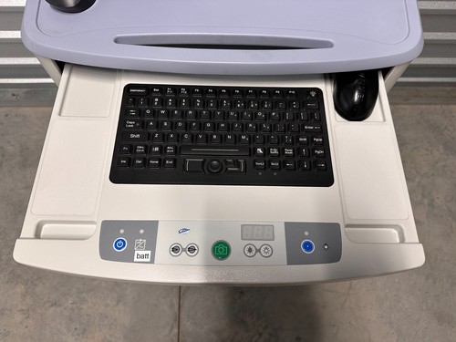 Clarity Medical System RetCam 3 Wide-Field Digital Imaging System with Camera - Picture 3 of 21