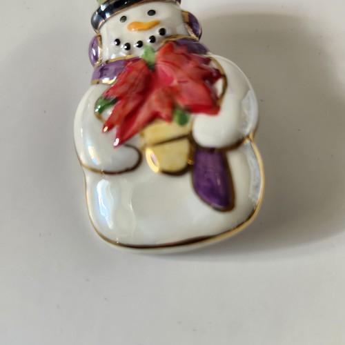 Vintage Pin Brooch Ceramic Enamel Snowman with Poinsettia Ear Muffs - Picture 3 of 9