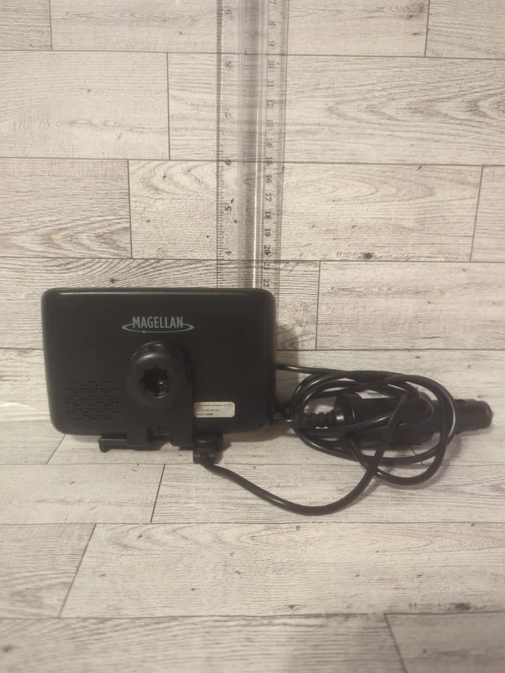 Magellan RoadMate GPS 4" TouchScreen RoHS Canada 310 W/O Window Holder. Tested  - Image 2 of 4