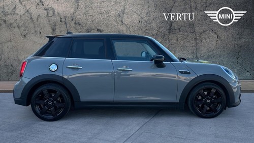 2021 MINI Hatch 2.0 Cooper S Classic 5dr Petrol Hatchback Hatchback Petrol Manua - Picture 3 of 24