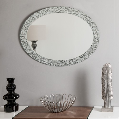 Decor Wonderland SSM5039S1 Beveled Oval Frameless Mirror 31.5" x 23.6" - Picture 5 of 7