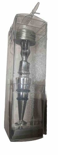 Tapón de botella Pier One plateado “Tu vino está servido” nuevo en caja sellada - Imagen 6 de 15