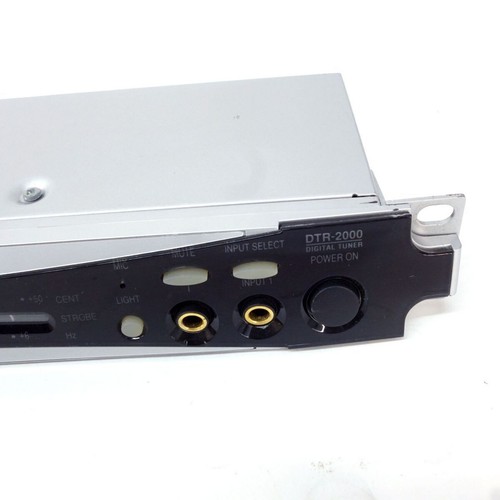 Korg DTR-2000 Rack Mount Chromatic Digital Tuner - Picture 2 of 3