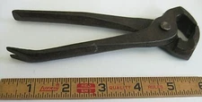 Vintage 6" Vaughan & Bushnell Mfg. Fence Tool Wire Cutter Staple Puller Pry Bar