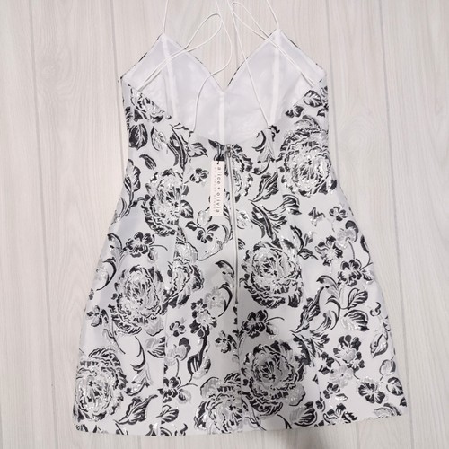 ALICE + OLIVIA silver white floral dress size 10 NWT - Picture 3 of 8
