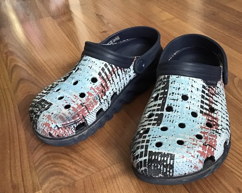 Crocs Unisex Duet Max Mesh Print Clog Mule, Navy, 8 Women/6 Men M - Picture 2 of 9