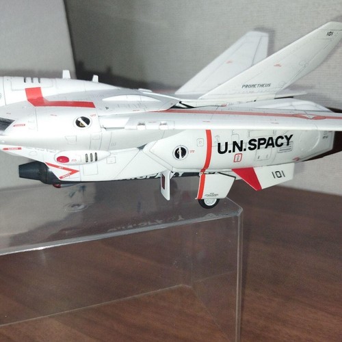 Built & Painted Hasegawa 1/48 VF-1J Valkyrie (Ichijo) Macross - Picture 7 of 10