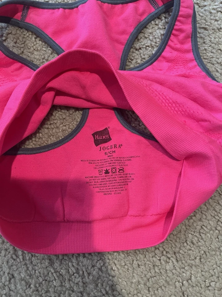 Sutiã de corrida HANES rosa sem costura não acolchoado racerback pequeno, seminovo - Imagem 3 de 4