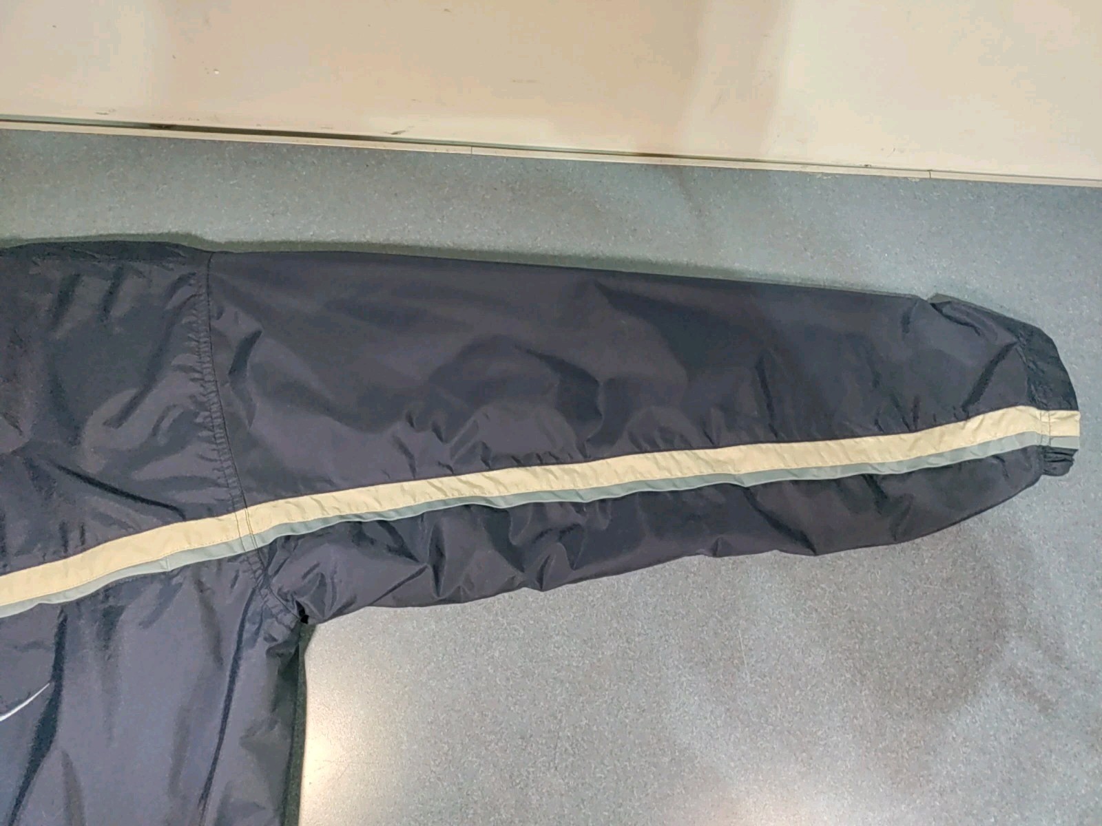 Picture 5 of 6