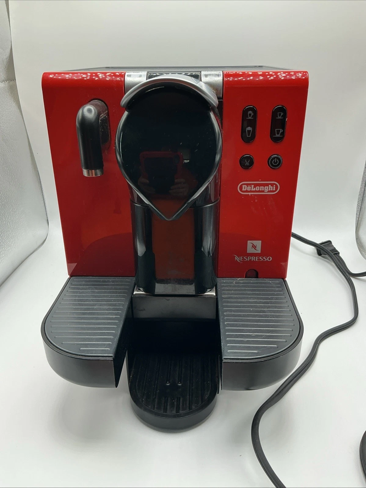 DeLonghi EN660 R Espresso Lattissima Machine Red and Black Powers On (Untested)