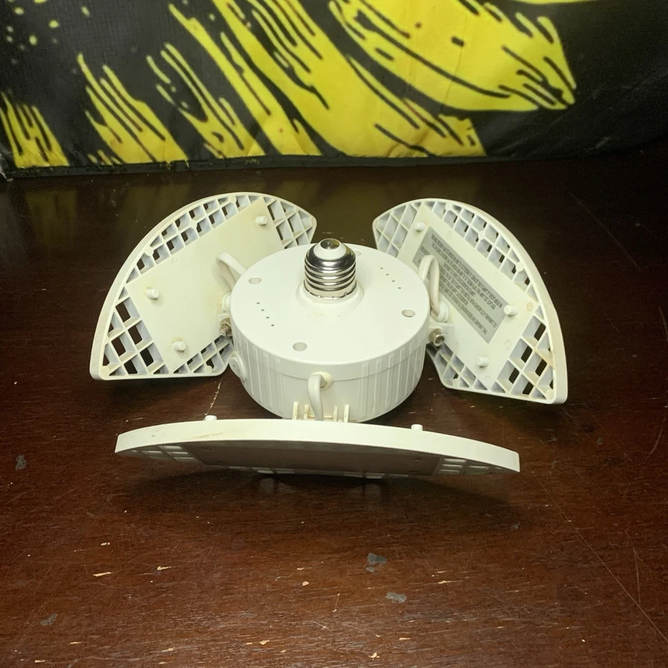 3-Panel 8000 Lumens, Direct LED Retro-Fit E26 Indoor Garage Work Light On/Off - Image 2 of 4