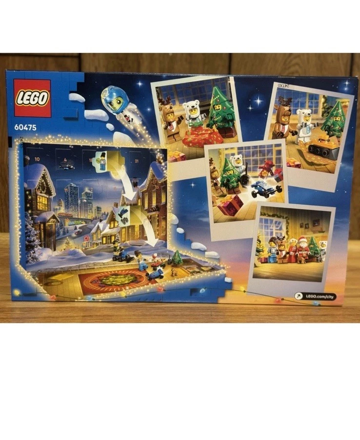 LEGO City Advent Calendar 2025 Playset Santa & Mrs. Claus Minifigures 60475 - Image 3 of 4