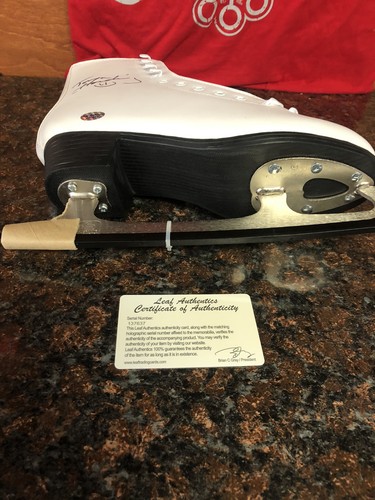 Tonya Harding Signed Ice Skate Figure Skating Legend Autograph w/ COA LEAF (LOOK - Picture 4 of 7
