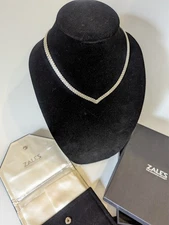 Zales Flat Silver V-Line Shaped Necklace, 17" Strand, Preowned excellent cond.