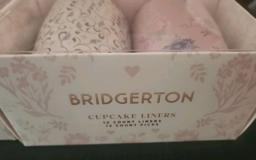 Bridgerton LOT OF 4 BRAND NEW 12 Count Cupcake Liners & Cupcake Picks TOTAL 48 - Picture 3 of 4