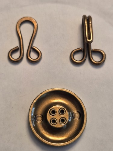 Burberry Trench Gold Metal Button 1856 Flat Back 4 Hole Hook & Eye Closure - Picture 2 of 9