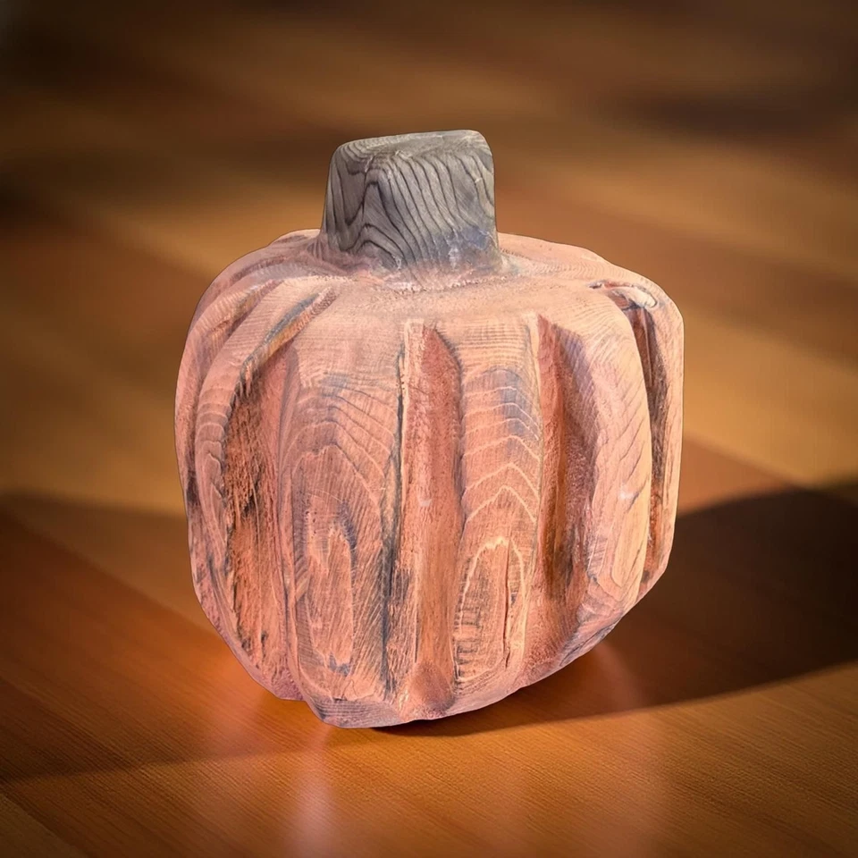 Calabaza de madera rústica hecha a mano decoración por cesta Case Designs LLC Foto 2 de 4